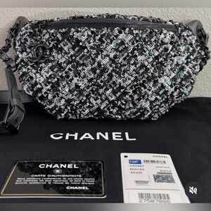 CHANEL 19P sequin waist bag New with tags and card and dust cover